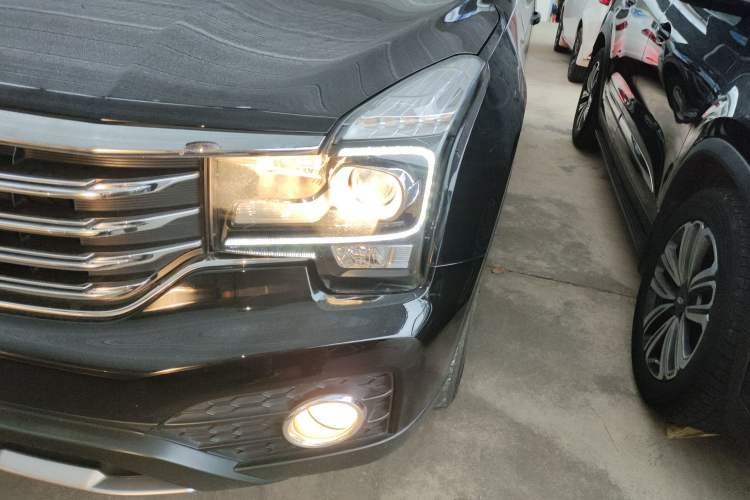 Used GAC Trumpchi GS7 2017 280T Two-Wheel Drive Luxury Model