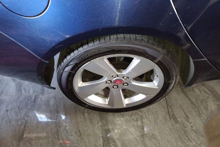 Used Jaguar XFL 2019 XFL 2.0T 200 PS Two-Wheel-Drive Elite Edition