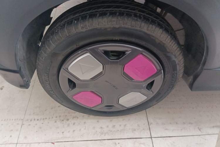 Used Geely Galaxy Panda 2025 210km Panda Kart Right Rear Wheel Hub