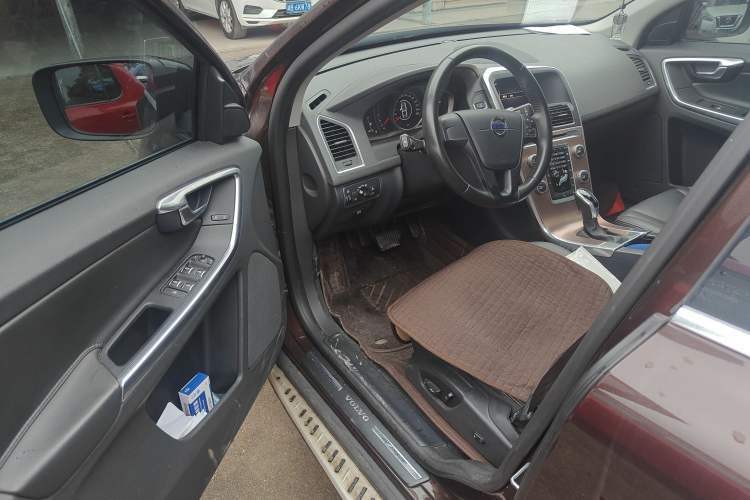 Used Volvo XC60 2017 T5 Smart Upgrade Edition
