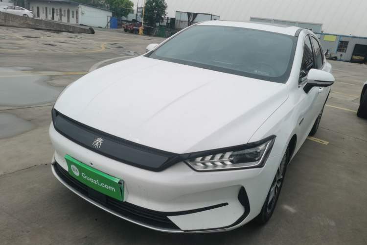 Used BYD Qin PLUS 2024 Honor Edition EV 420KM Beyond Model
