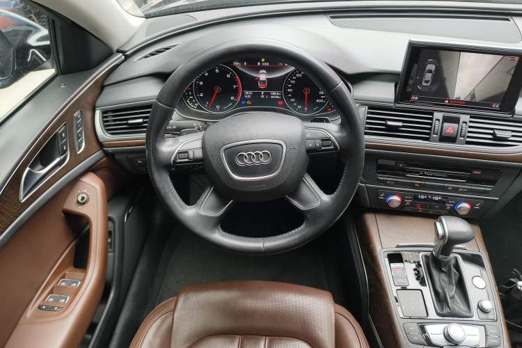 Used Audi A6L 2015 35 FSI quattro Comfort Model