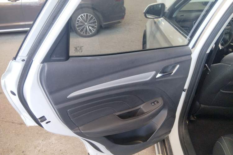 Used Roewe RX3 2018 1.6L CVT Internet Smart Edition