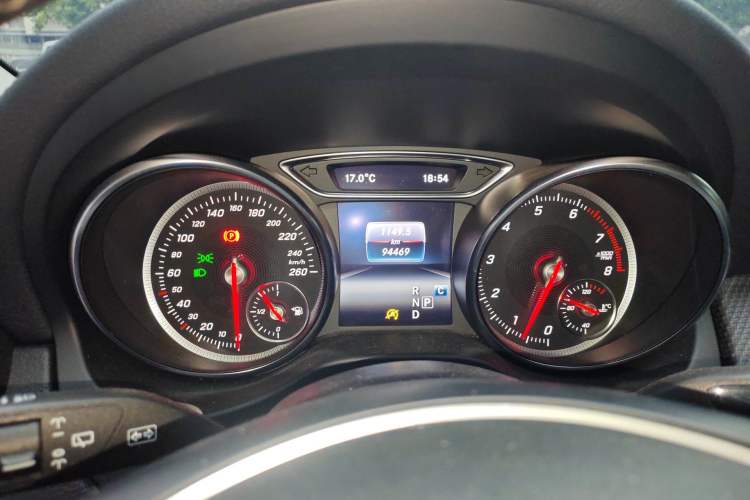 Used Mercedes-Benz GLA 2018 GLA 200 Fashion Model Instrument Cluster