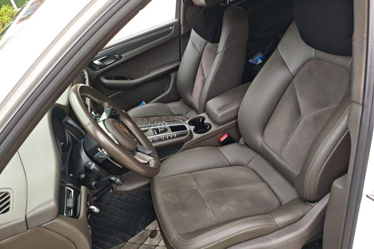 Used Porsche Macan 2020 Macan 2.0T
