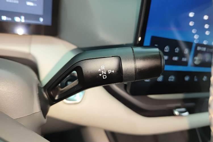 Used Lynk & Co 06 EM-P 2023 EM-P 126 Long-Range Halo