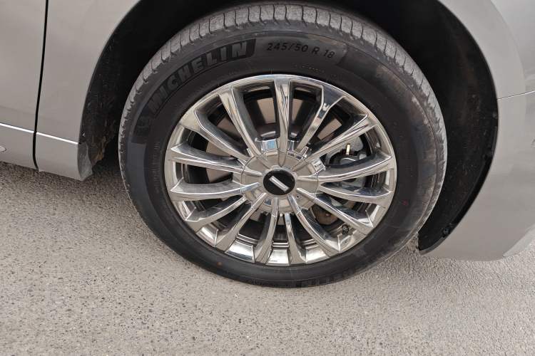 Used Wey Gaoshan 2025 Four-Wheel Drive Alpine 8
