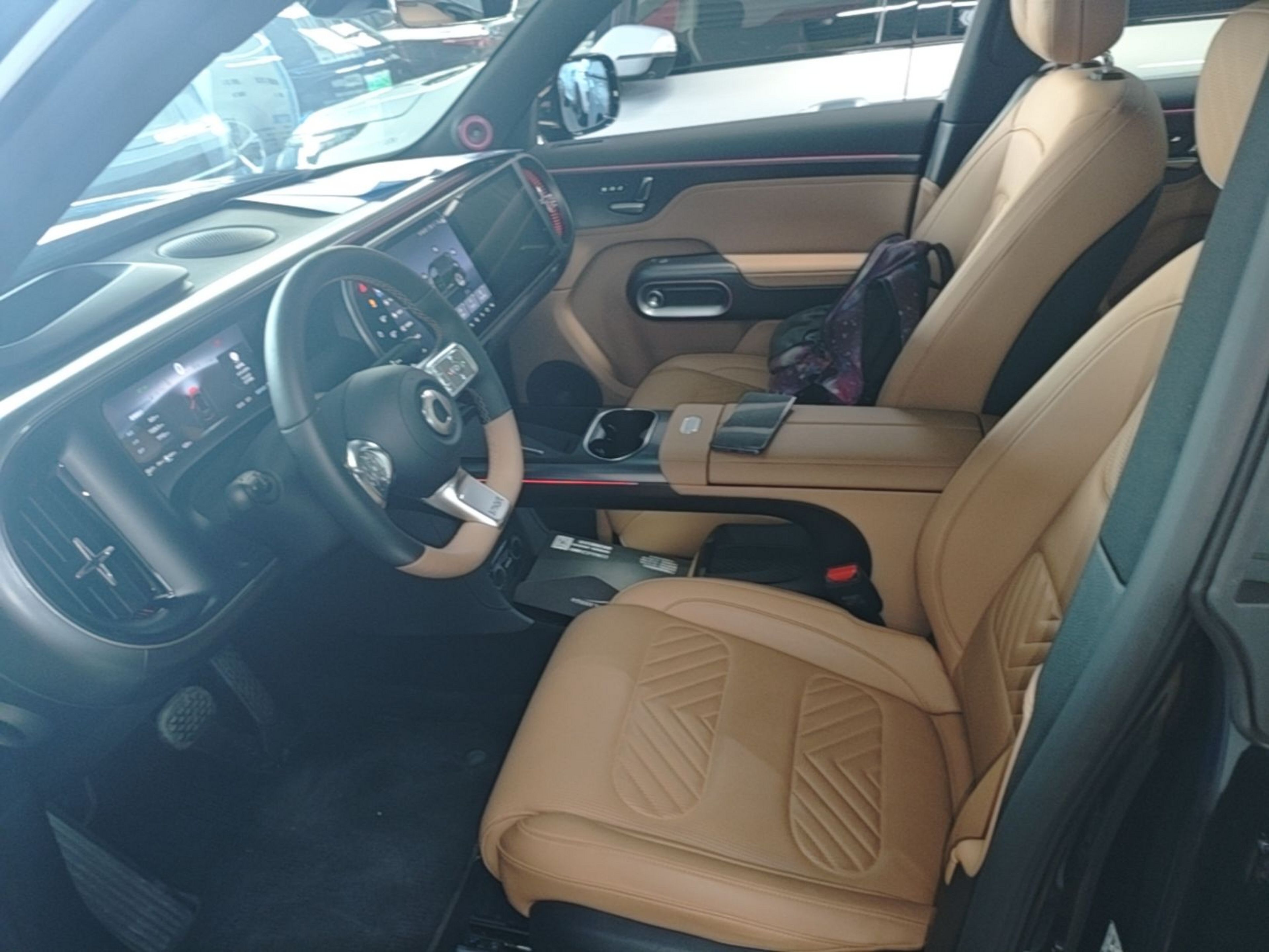 Interior delantero