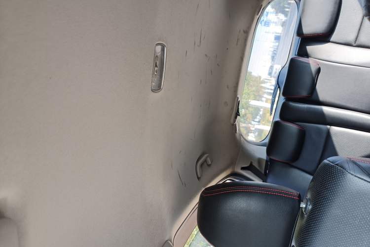 Used Honda Vezel 2015 1.5L manual two-wheel drive Comfort trim level