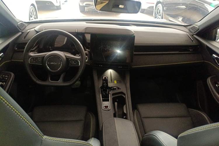 Used Lynk & Co 03 2023 1.5TD DCT JingPro
