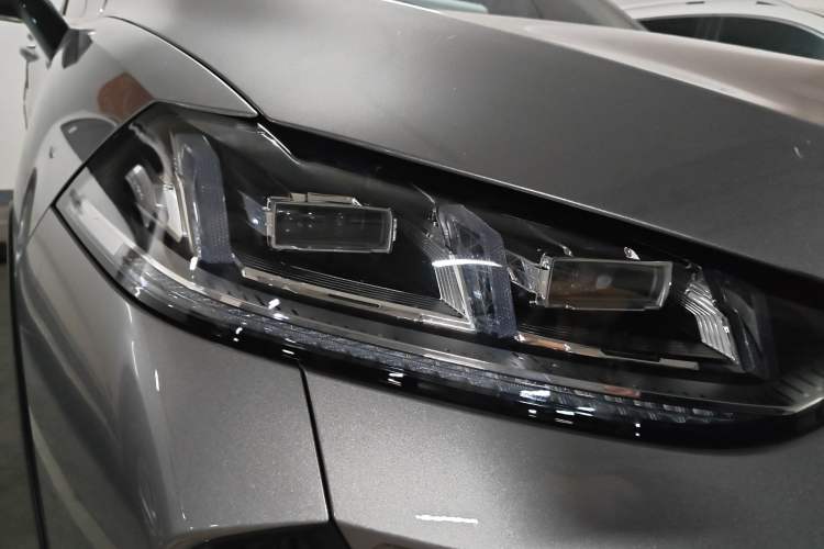 Used Wey Macchiato DHT-PHEV 2021 1.5L Special Edition Right Front Headlight