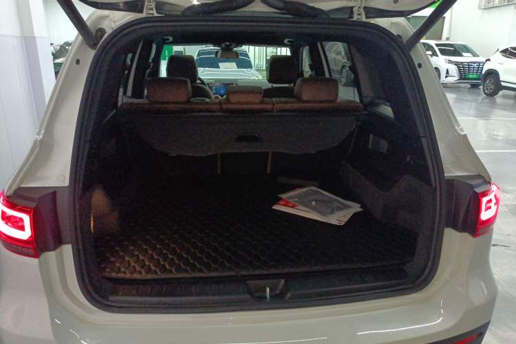 Used Mercedes-Benz GLB 2023 GLB 220 Sport Edition Trunk