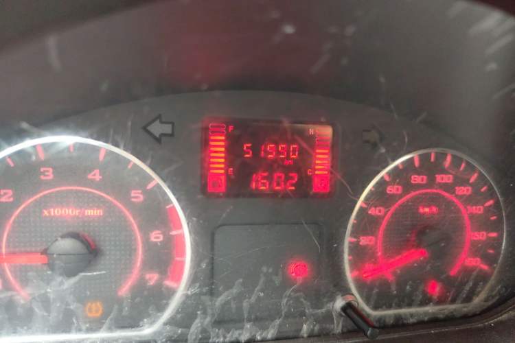 Used Wuling Rongguang 2021 1.5L Extended Basic Version L3C Odometer Close Up