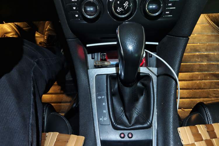 Used DS 5LS 2014 1.6T Elegant Version THP160
