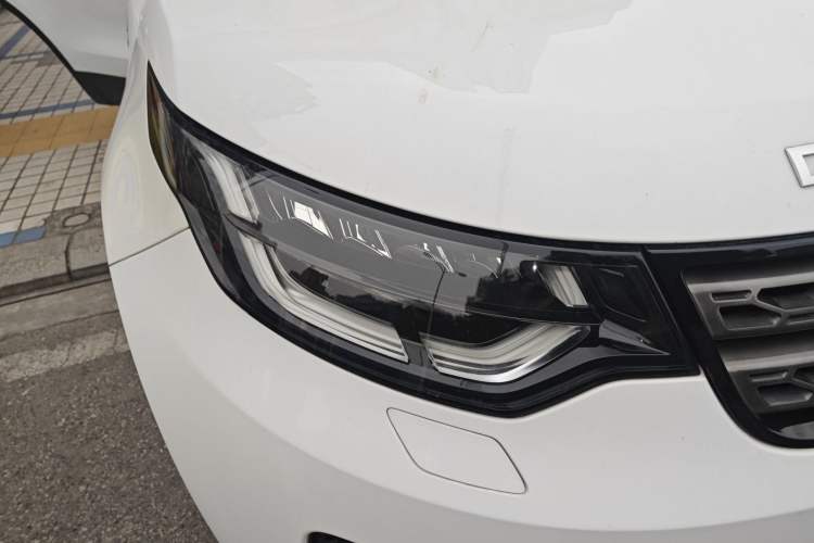 Used Land Rover Discovery 2018 3.0 SC V6 SE