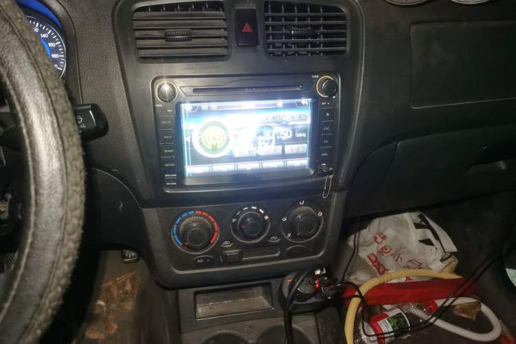 Used Dongfeng Fengon 330 2016 1.5L Manual Enjoyment Model DK15