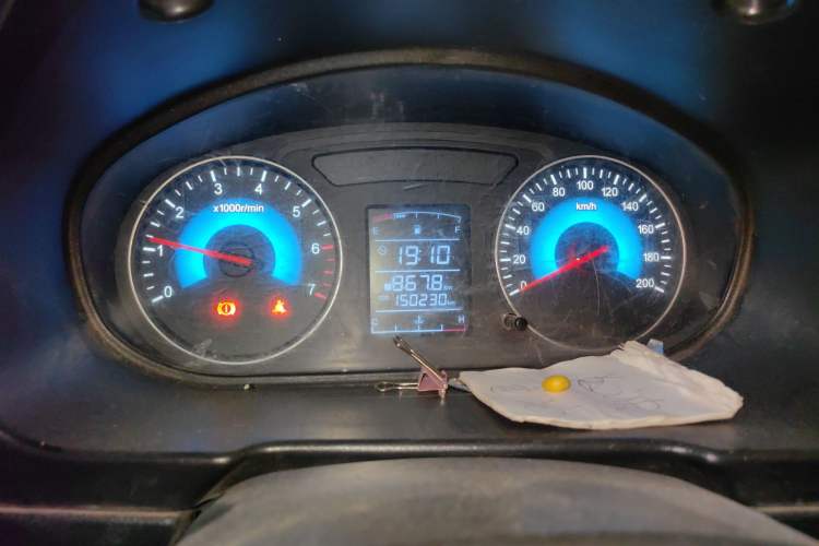 Used Dongfeng Fengon 330 2019 1.5L Manual Practical II China VI Instrument Cluster