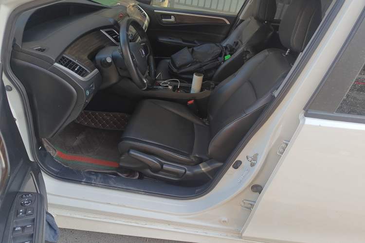 Used Honda Jade 2017 1.8L automatic Comfort version 5 seats