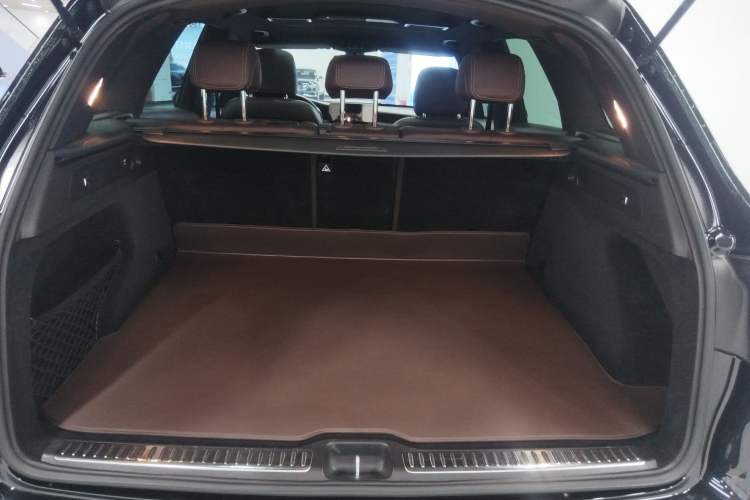 Used Mercedes-Benz GLC 2020 Facelifted GLC 260 L 4MATIC Dynamic Edition
