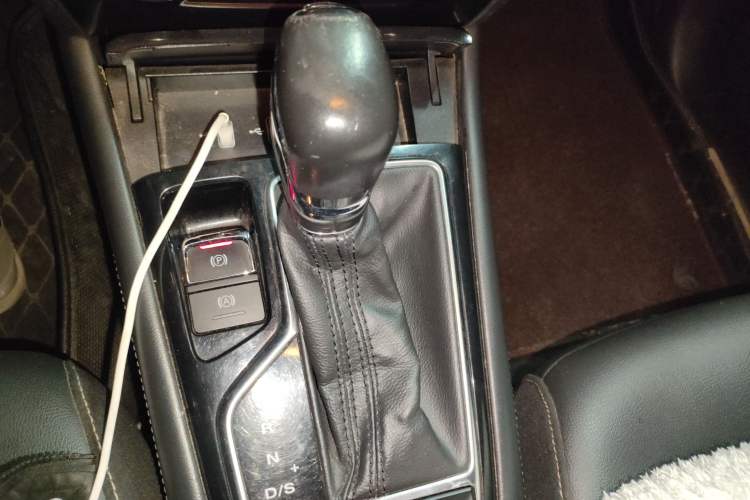 Used Roewe RX3 2018 1.6L CVT Internet Smart Edition