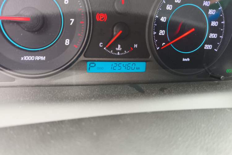 Used Chevrolet Captiva 2014 2.4L 4x4 Flagship Edition 7 Seats
