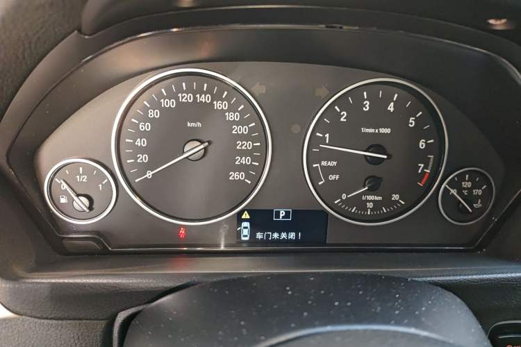 Used BMW 3 Series 2014 320Li Fashion Model