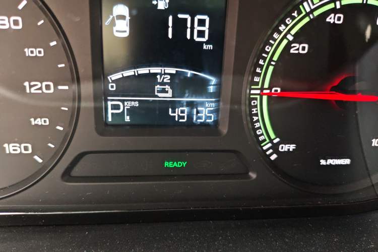 Used Roewe Clever 2021 302 km New Four-Seater Super-Efficient Version