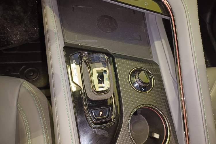 Used Zeekr 001 2022 Ultra-Long Range Dual-Motor ME Version
