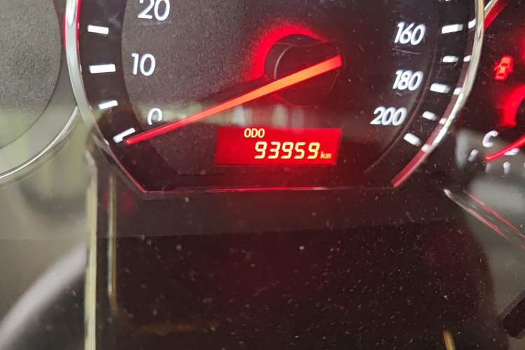 Used CHANGAN Alsvin V3 2015 1.4L Manual Meiruan Model China V Standard Odometer Close Up