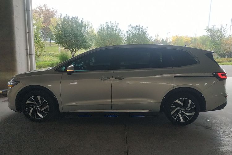 Used Volkswagen Viloran 2020 330TSI Luxury Edition
