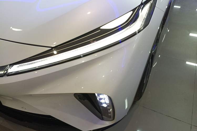 Used Rising R7 2024 Advanced Edition
