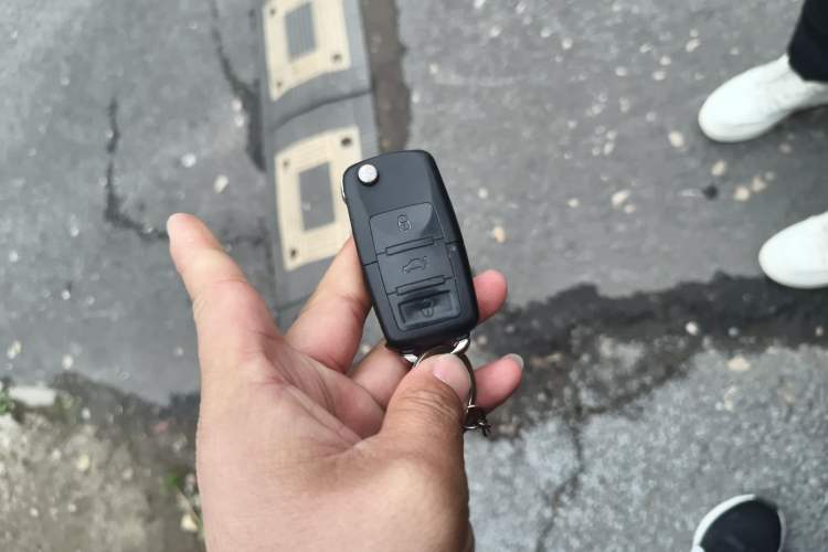 Used Volkswagen Lavida 2017 1.6L Manual Fashion Edition
