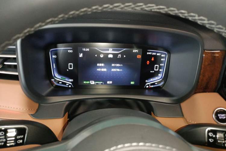 Used Hongqi HQ9 PHEV 2024 2.0T Four-Wheel Drive Luxury Edition Instrument Cluster