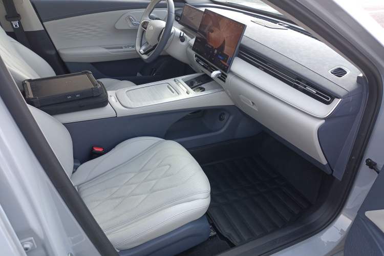 Used Chery Fengyun A8L 2025 1.5 TGDI 145 km Luxury Version