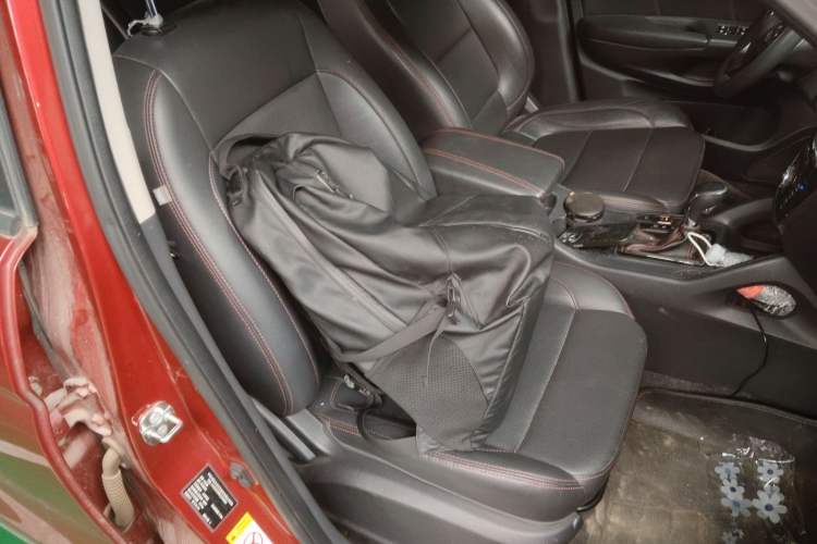 Used CHANGAN CS75 2016 1.8T Automatic Elite Model China V Standard Right Front Seat