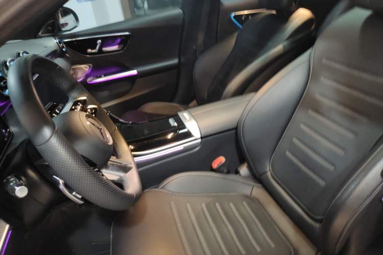 Used Mercedes-Benz C-Class 2022 Revised C 260 L Starry Night Sport Edition Left Front Seat