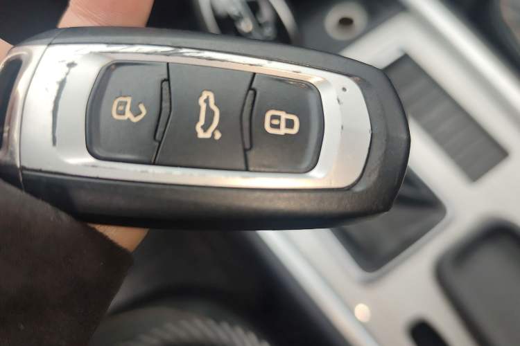 Used Geely Auto Vision X6 2016 1.3T CVT Luxury Model