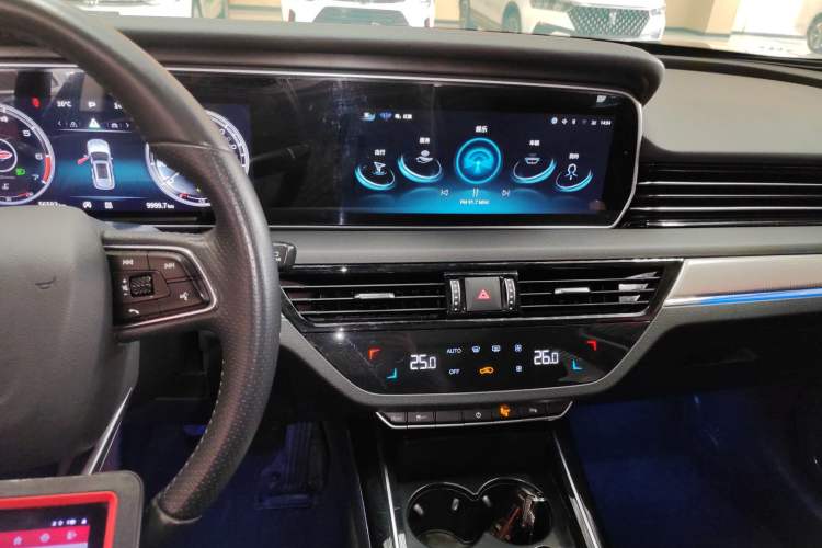 Used Hongqi HS5 2022 Revised Version 2.0T Smart Connect Flagship Edition