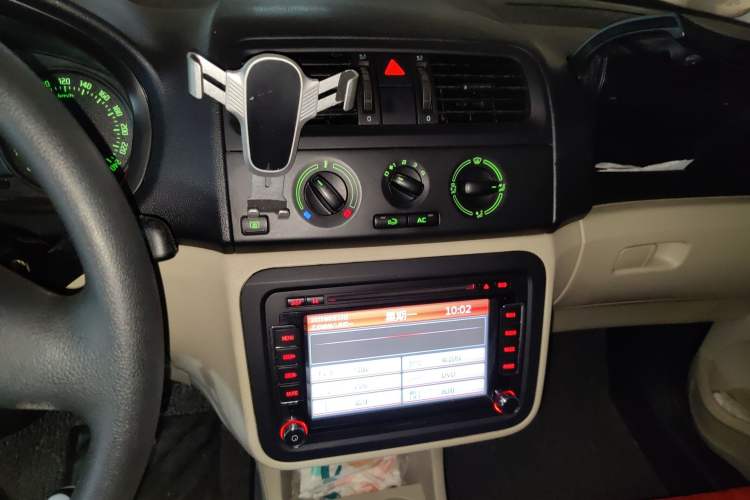 Used Skoda Fabia 2012 1.4L Automatic Crystal Edition
