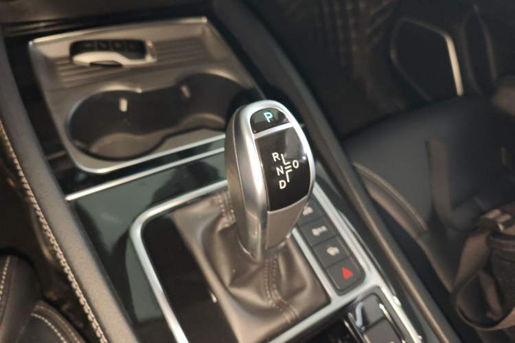 Used BYD Song MAX 2021 Upgraded Model 1.5T Automatic Flagship Version with 6 Seats Gear Lever