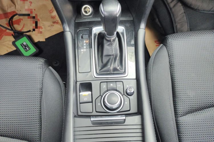 Used Mazda 3 Axela 2017 Sedan 1.5L Automatic Luxury Model Emission Standard China V
