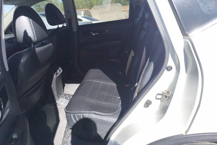 Used Nissan X-Trail 2020 2.5L XL ITS CVT 4WD Deluxe Navigation Edition Left Rear Seat