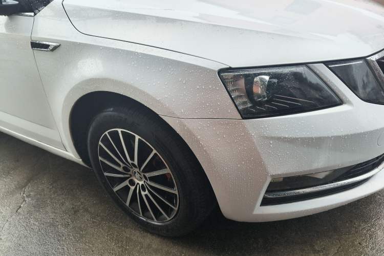 Used Skoda Octavia 2018 TSI230 DSG Luxury Edition