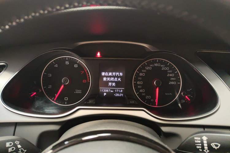 Used Audi A4L 2015 35 TFSI Automatic Comfort Model Instrument Cluster