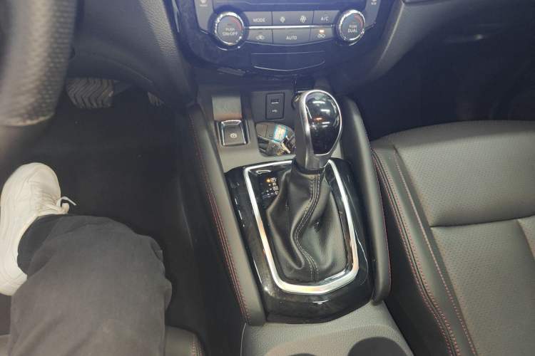 Used Nissan Qashqai 2022 2.0L CVT XV Premier Luxury Edition