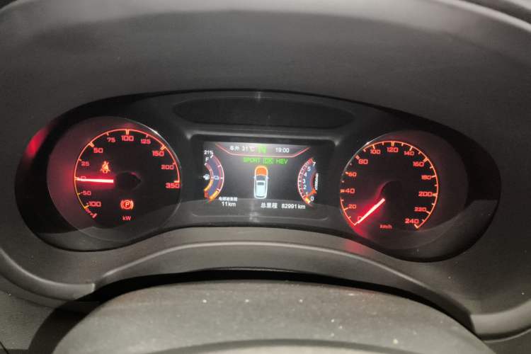 Used BYD Song New Energy 2017 Song DM 1.5TID All-Wheel Drive Prestige Model Instrument Cluster