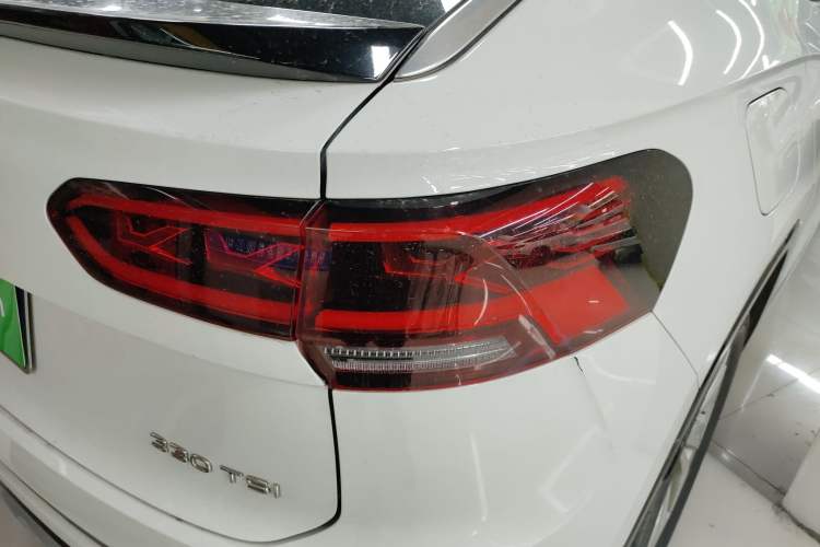 Used Volkswagen Tayron X 2020 330TSI Two-Wheel Drive Luxury Smart Connectivity Version Right Rear Taillight