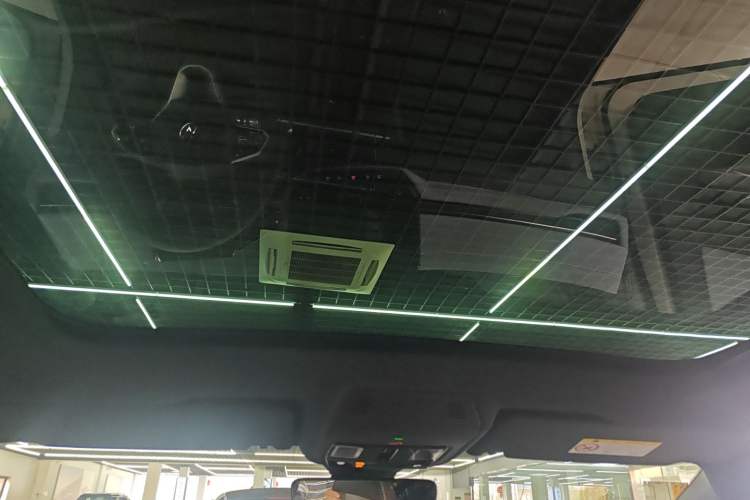 Used Volkswagen ID.4 X 2024 Pure & Smart Edition Headliner