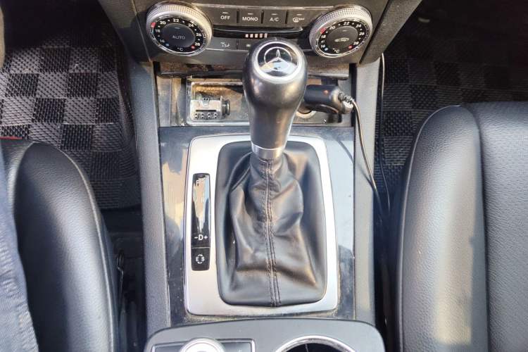 Used Mercedes-Benz GLK-Class 2012 GLK 300 4MATIC Dynamic Edition
