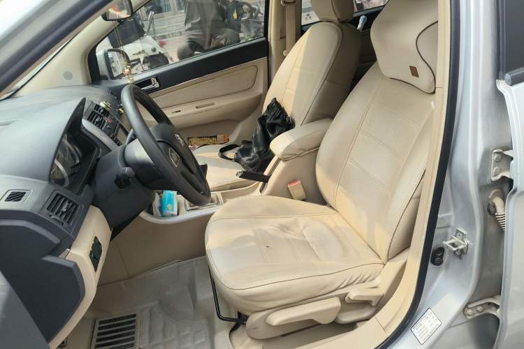 Used BAIC E Series 2012 Hatchback 1.5L Manual Leshang Version
